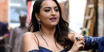 Sonakshi Sinha Trends On Twitter As Fans Ask Her To Watch Ramayana
