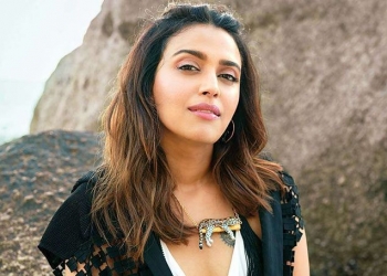 Swara Bhaskar Gets Trolled For Not Giving Donation