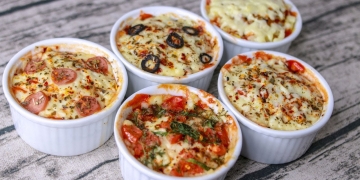 Craving Pizza? Here’s How You Can Make It In A Mug