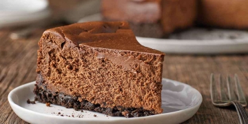 Triple Layered Chocolate Cheesecake