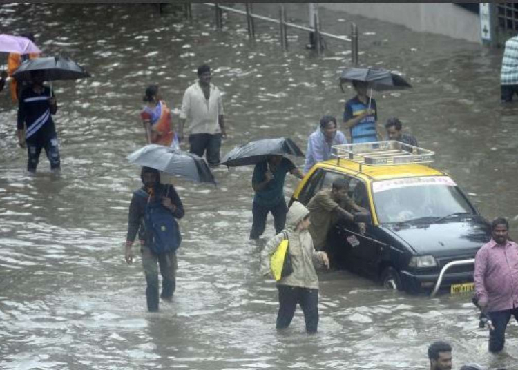 Mumbai Rains: Heavy rainfall hits road traffic. List of routes closed for vehicular movement