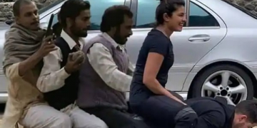 Monday Memes: As Priyanka Chopra Jonas Takes A Seat On Husband Nick Jonas’ Back, Social Media Bursts With Humour