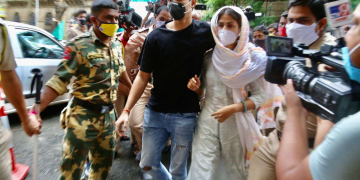 NCB के हत्थे चढ़ा ड्रग डीलर KJ , अब खुलेगी बॉलीवुड की पोल, अरेस्ट होंगी कई बड़ी हस्तियाँ